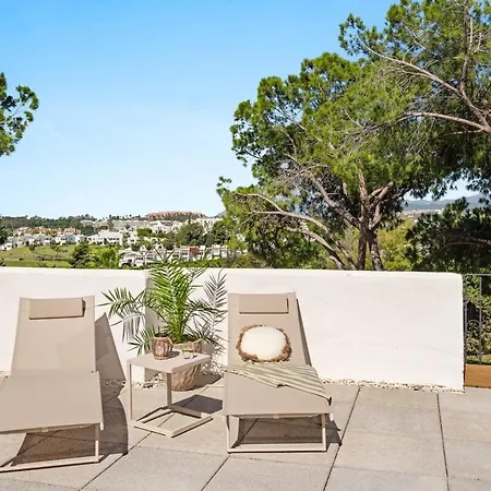 Ph With Rooftop Terrace Views Aloha Golf Rdr489