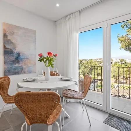 Ph With Rooftop Terrace Views Aloha Golf Rdr489 *